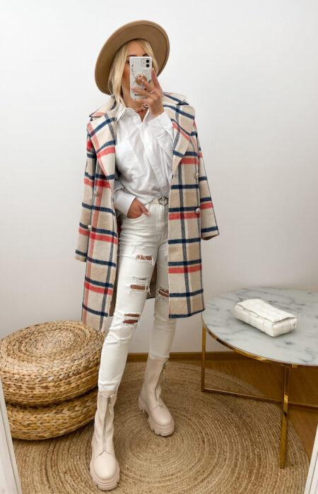 Płaszcz damski w kratę