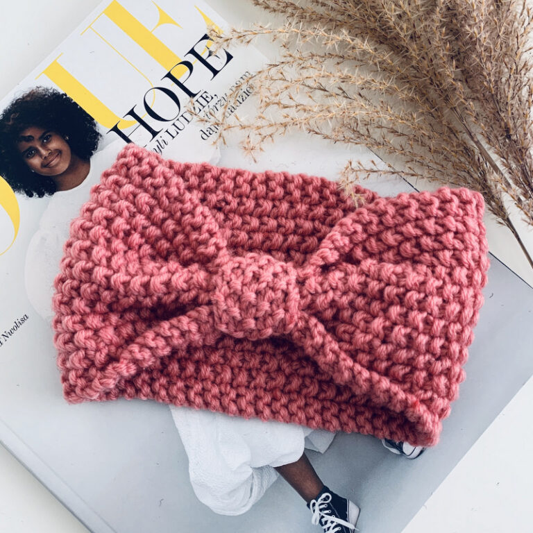 Opaska zimowa damska beżowa ręcznie pleciona na zimę bambusowa